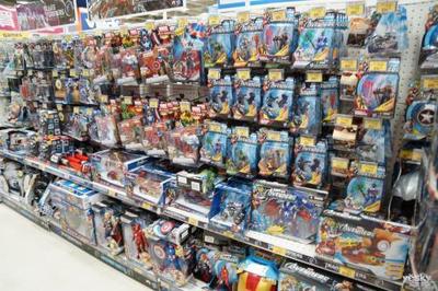 當(dāng)奧特曼遇見(jiàn)假面騎士 東映的跨界營(yíng)銷(xiāo)與玩具帝國(guó)